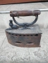 Стара чугунена ютия на жар или въглища, снимка 1