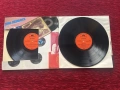 двойна винилова плоча "The Singles Album" от Jimi Hendrix, издадена през 1983 г. от Polydor., снимка 2