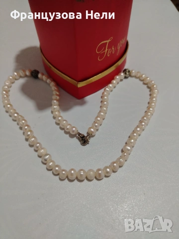 Огърлица с естествени перли и сребърни орнаменти, снимка 3 - Колиета, медальони, синджири - 54363746