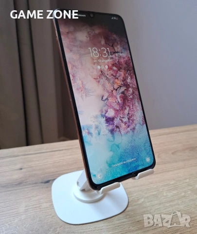 Samsung Galaxy A70, снимка 3 - Samsung - 54677327