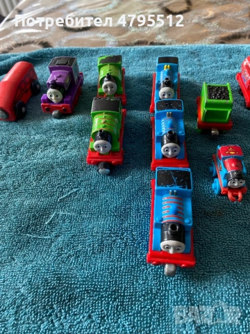 Влаkчета Томас и приятели Thomas and friends, снимка 4 - Коли, камиони, мотори, писти - 54179197
