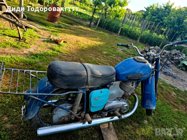 Продавам ретро мотор Jawa motorcycle Jawa – работещ, класика с история, снимка 5 - Мотоциклети и мототехника - 54952488