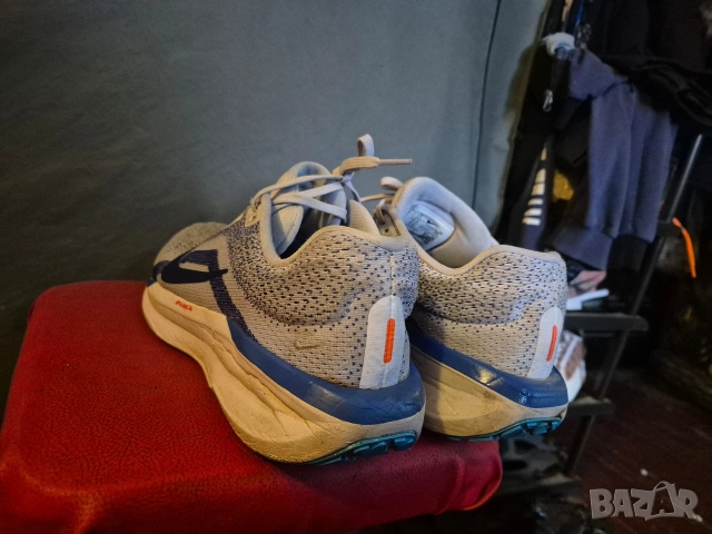 Nike air-нов модел-номер 43-43.5, снимка 2 - Маратонки - 54398125