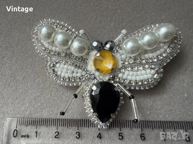 Уникална ръчно изработена брошка , снимка 5 - Бижутерийни комплекти - 53371353