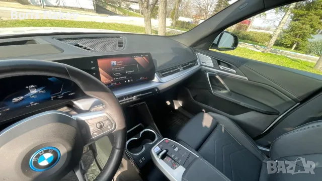 BMW iX1 eDrive20, снимка 10 - Автомобили и джипове - 55413599