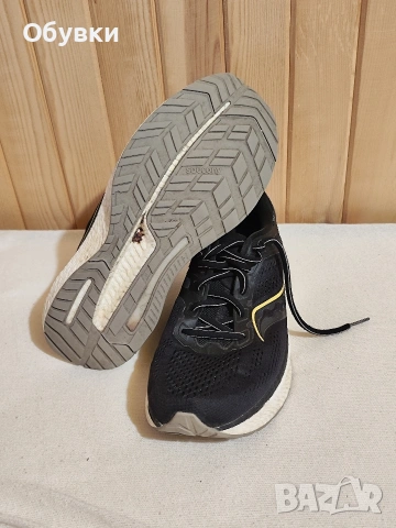 Маратонки Saucony Hurricane 23, снимка 5 - Спортни обувки - 55147469
