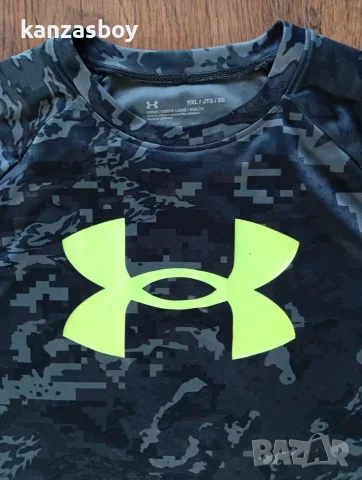 Under Armour - страхотна тениска, снимка 4 - Тениски - 55349235