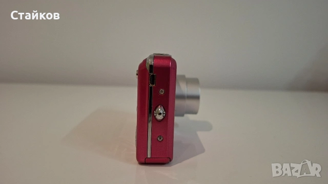 Цифров фотоапарат Fujifilm FinePix J30 12.2MP, снимка 8 - Фотоапарати - 55140267