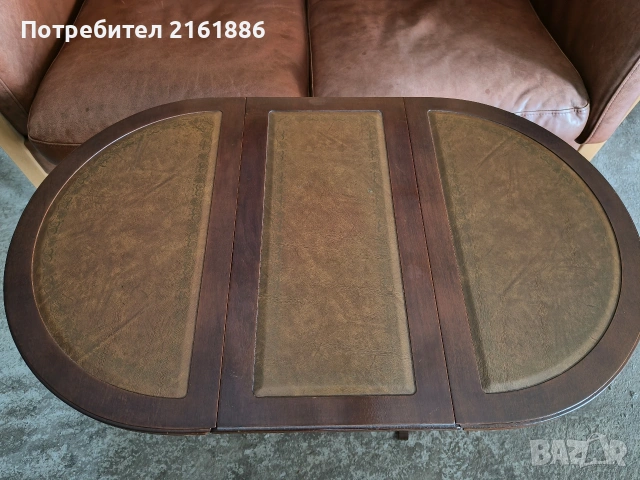 Помощна разтегателна маса с кожен плот с интарзия , снимка 2 - Маси - 54183630