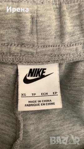 Продавам анцунг Nike сив с бели надписи в отлично състояние, снимка 4 - Спортни дрехи, екипи - 55162664