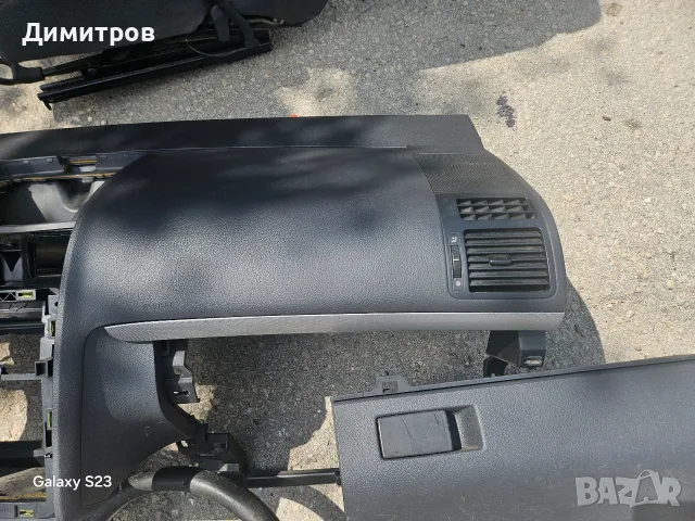 Арматурно табло за VW Touran + еърбъци ,от 2003 до 2010 година ., снимка 5 - Части - 55404023