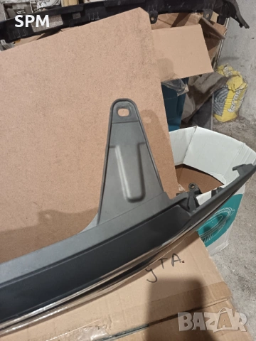 Honda CRV 4 2012-2015г радиаторна решетка, снимка 4 - Части - 54709127