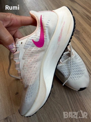 Оригинални дамски маратонки Nike Pegasus 37 ! 40 н, снимка 3 - Маратонки - 54656800