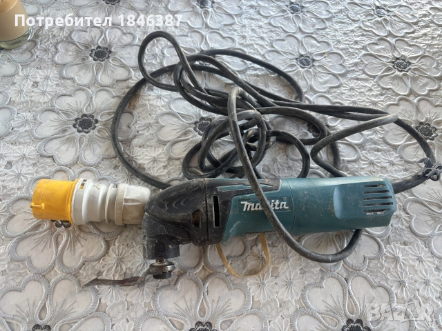 мултитул Makita