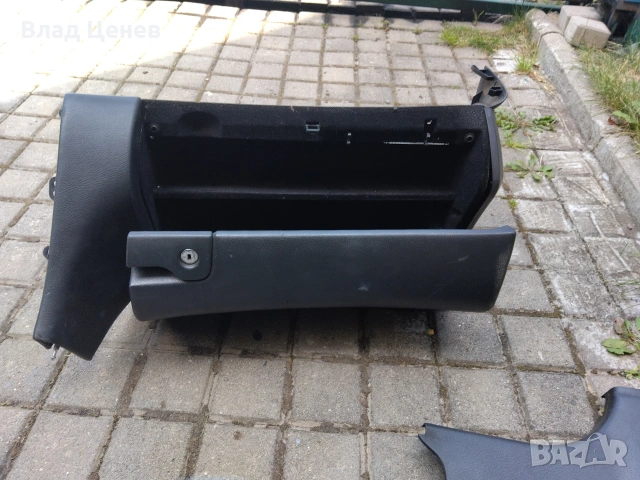 подлакътник, жабка и кора под волана Мерцедес w203, снимка 11 - Части - 55250513