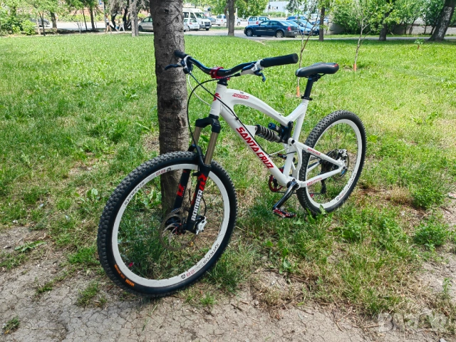 Santa Cruz Nomad custom build 26" отличен, снимка 2 - Велосипеди - 54909877