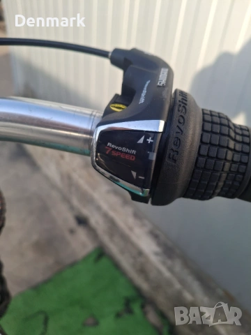 Дамски алуминиев велосипед 28 цола , снимка 4 - Велосипеди - 54195635