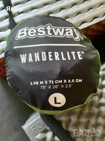Два броя шалтета SIMOND и надуваеми дюшеци Bestway wanderlite large, снимка 2 - Палатки - 55465706
