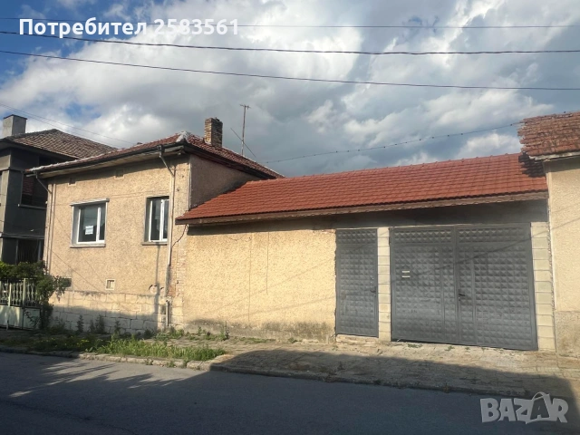 Продавам дворно място с къща, снимка 3 - Къщи - 55075813