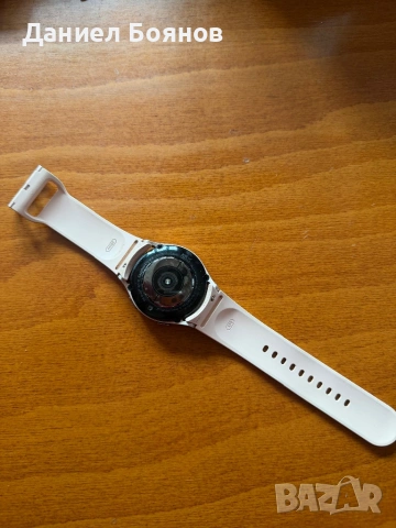 Samsung Galaxy Watch 5 40mm, снимка 4 - Смарт гривни - 54595811