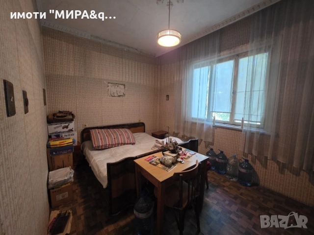 Самостоятелна къща с двор в кв. „Овчарски“, гр. Хасково, снимка 9 - Къщи - 54628253