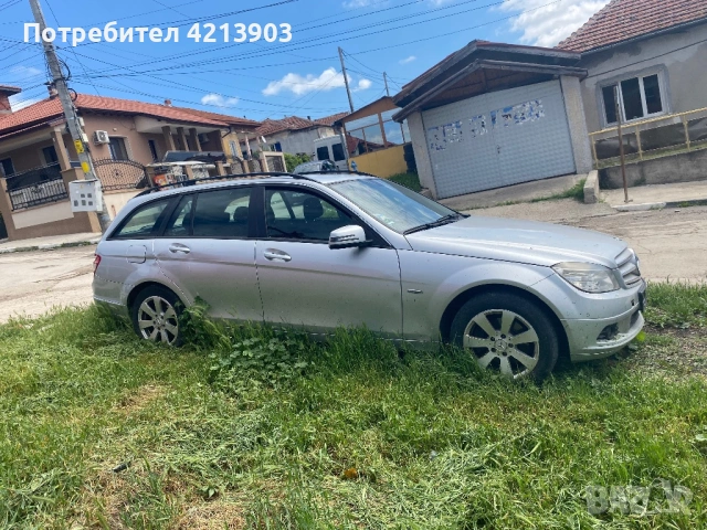 Mercedes C220 – Автомат, Напълно обслужен, снимка 2 - Автомобили и джипове - 54593044
