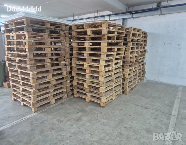 Продавам Дървени Палета 1м х 1.1м 230 бр.