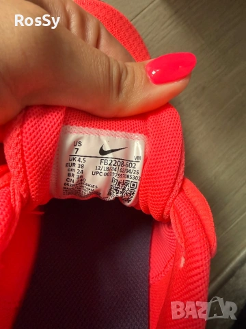 Дамски маратонки Nike Revolution 7, снимка 5 - Маратонки - 54607319