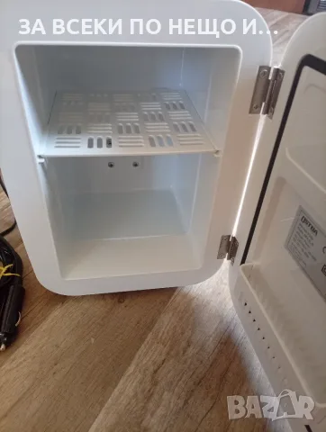 Мини хладилник 4 литра, с охлаждане и затопляне, лилав, 220V AC/12V DC, снимка 3 - Хладилници - 54087881