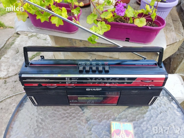 Ретро касетофон SHARP QT-244, снимка 5 - Радиокасетофони, транзистори - 54596528