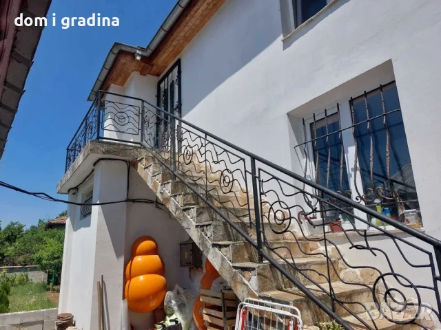 Продава се къща на главен път , снимка 3 - Къщи - 54238506