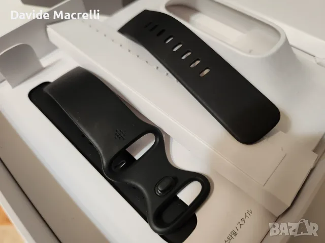 Fitbit Versa 4 с кутия, гаранция и 2 каишки, снимка 7 - Смарт гривни - 55412770