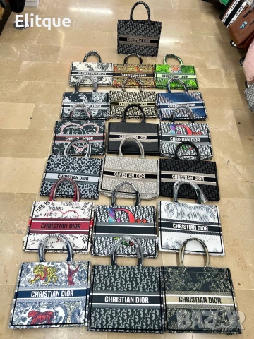 чанти Christian Dior , снимка 6 - Чанти - 54626545