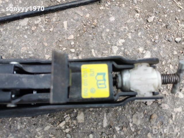VOLKSWAGEN-КРИК С ВЪРТОК 3005261819H2E6R, снимка 8 - Аксесоари и консумативи - 54721744