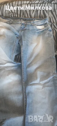 Дамски дънки Armani, Guess, Levis, снимка 10 - Дънки - 55565489