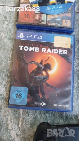 PS4 + 2 джойстика + 2 игри + кабели  , снимка 3 - PlayStation конзоли - 54764313