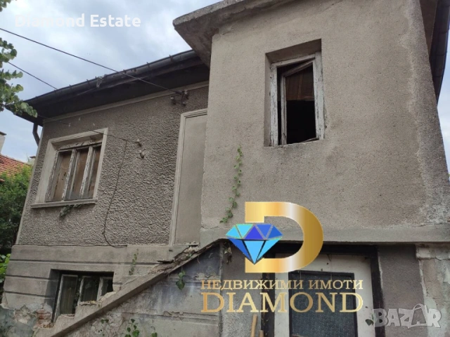 Двуетажна къща в град Харманли, снимка 3 - Къщи - 54225568