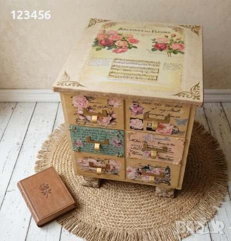 Уникално реставрирано шкафче – Ръчна изработка (Vintage Style), снимка 4 - Шкафове - 54447186