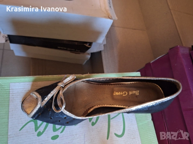 нови обувки естествен лак черен със златен кант, снимка 3 - Дамски обувки на ток - 54209561