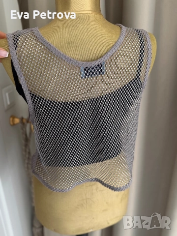 Prada crop top S дамски топ Прада, снимка 6 - Потници - 54447161