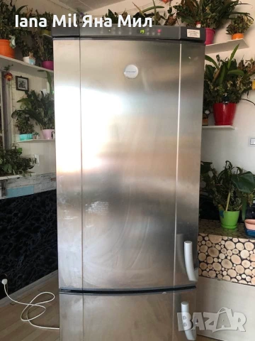 Продавам голям хладилник с фризер ELECTROLUX , снимка 16 - Хладилници - 55083105