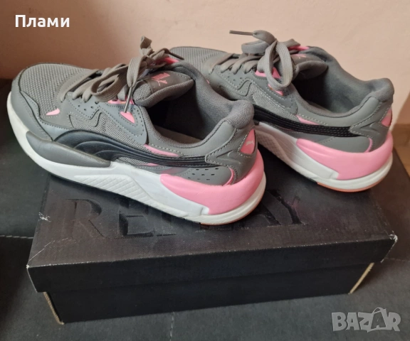 Дамски маратонки Puma, снимка 2 - Маратонки - 54010186