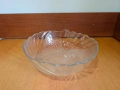 Голяма стъклена купа, масивна, красива, 27 cm диаметър, отлично състояние, снимка 1