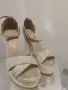 дамски златисти сандали на дебел ток , снимка 2