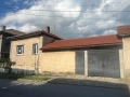 Продавам дворно място с къща, снимка 3
