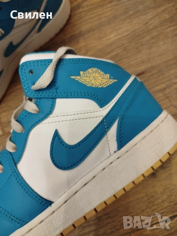 Nike Air Jordan 1 Mid Aquatone GS 37.5, снимка 3 - Детски маратонки - 55286526