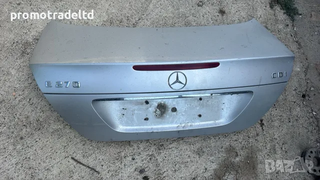 Заден капак багажник Мерцедес Е класа W211 E270 седан Mercedes W211 , снимка 2 - Части - 55587438