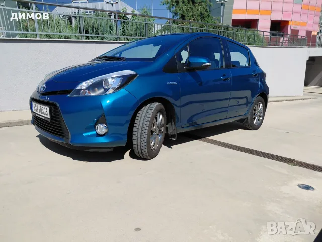 Тойота Ярис Хибрид - 156 хил км., снимка 2 - Автомобили и джипове - 55474377