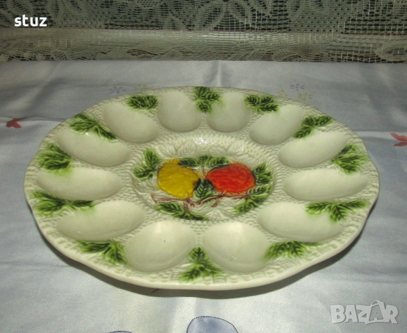 Порцеланово плато за 12 яйца, снимка 2 - Чинии - 53986692
