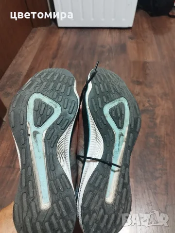 Nike номер 42.5, снимка 5 - Спортни обувки - 55645479